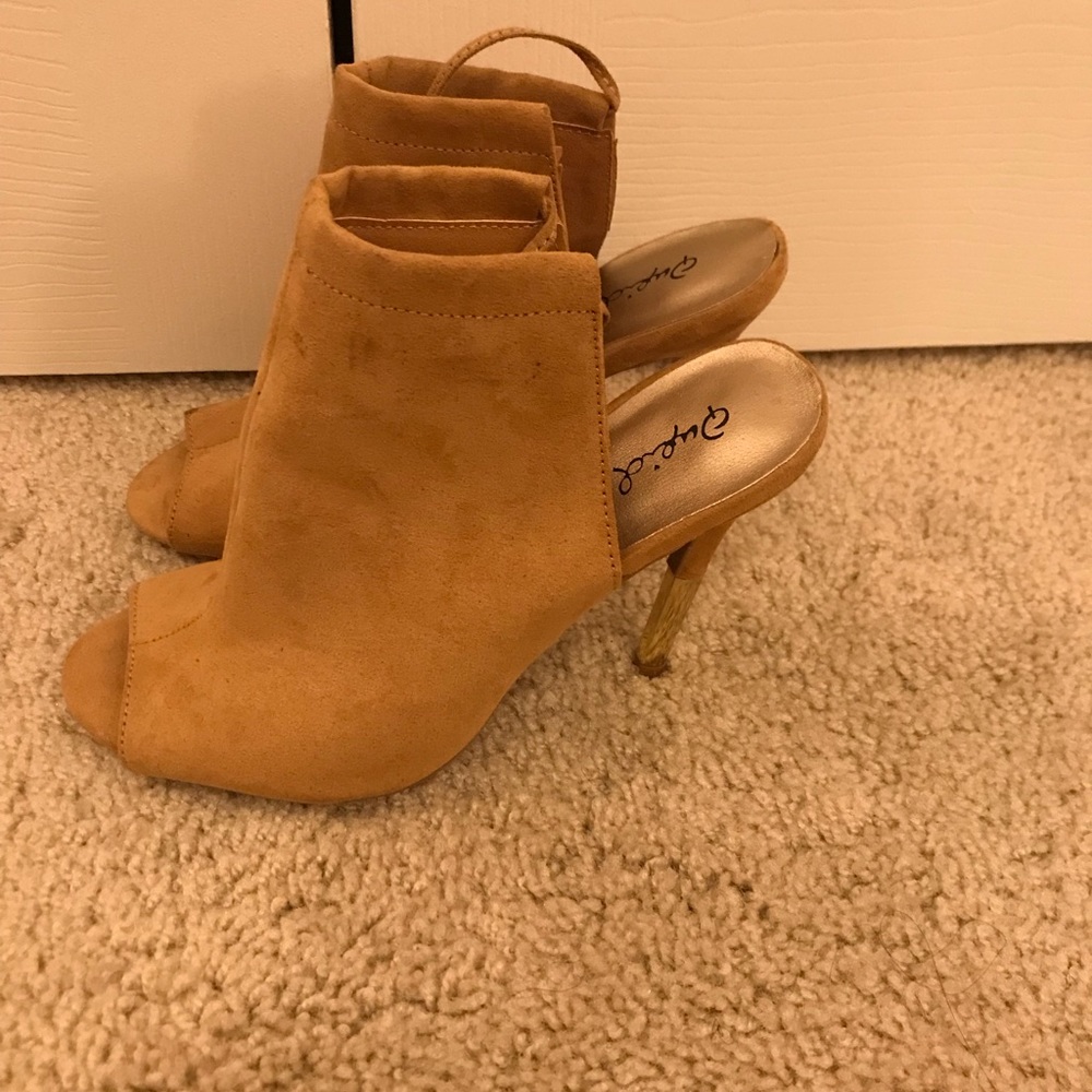 Shoes